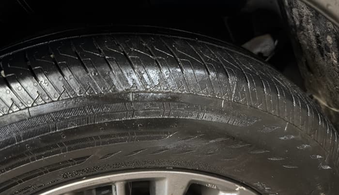 2019 Maruti Ertiga ZXI+ SHVS, Petrol, Manual, 87,662 km, Right Rear Tyre Tread