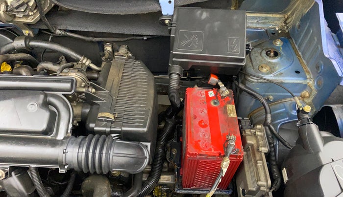 2017 Renault Kwid CLIMBER 1.0 AMT, Petrol, Automatic, 39,733 km, Engine View - Left