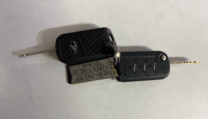 2021 Mahindra Thar LX PETROL HT 4WD AT, Petrol, Automatic, 29,926 km, Key Close Up