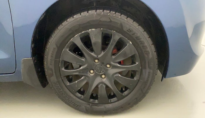 2017 Maruti Baleno ZETA PETROL 1.2, Petrol, Manual, 49,612 km, Right Front Wheel