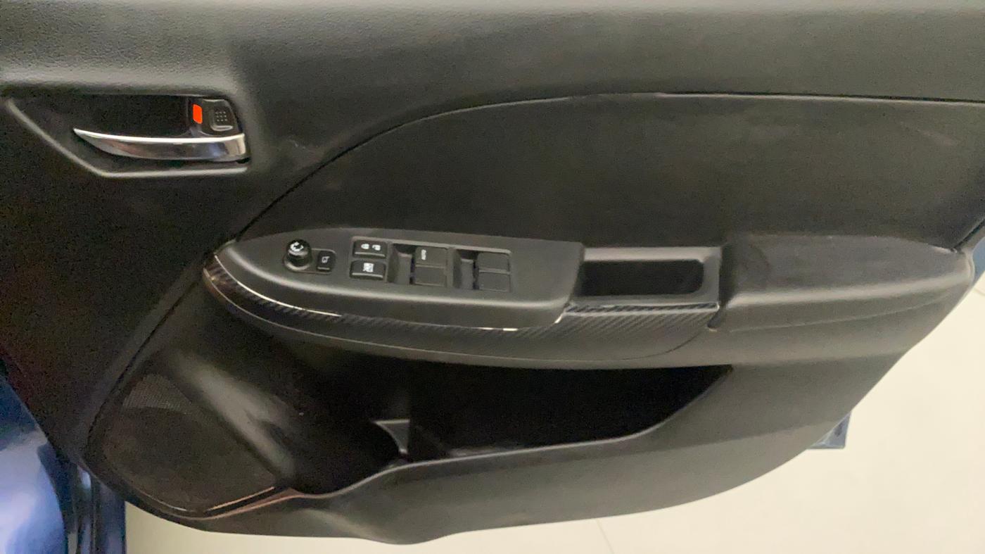 2017 Maruti Baleno ZETA PETROL 1.2, Petrol, Manual, 49,612 km, Driver Side Door Panels Control