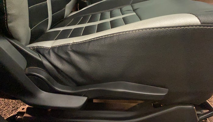 2017 Maruti Baleno ZETA PETROL 1.2, Petrol, Manual, 49,612 km, Driver Side Adjustment Panel