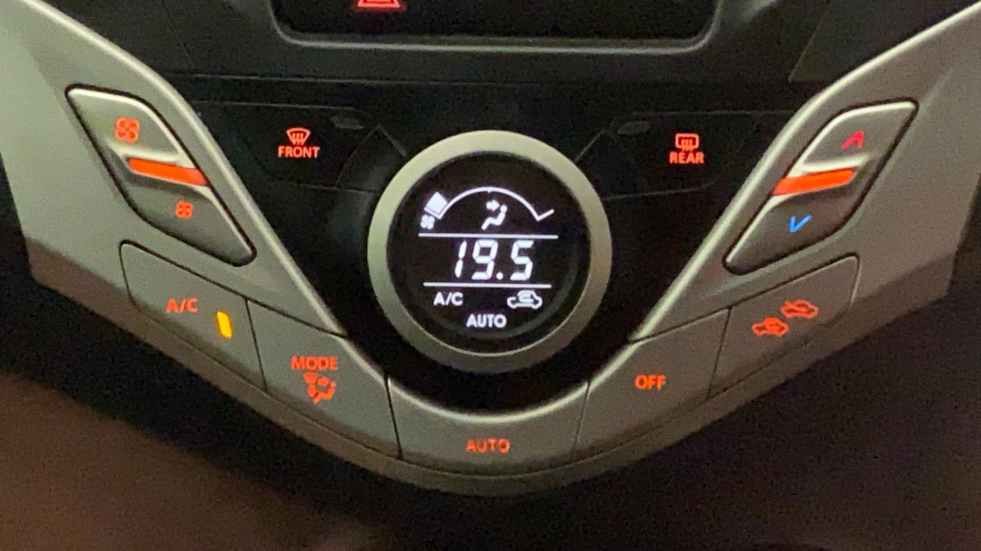 2017 Maruti Baleno ZETA PETROL 1.2, Petrol, Manual, 49,612 km, Automatic Climate Control