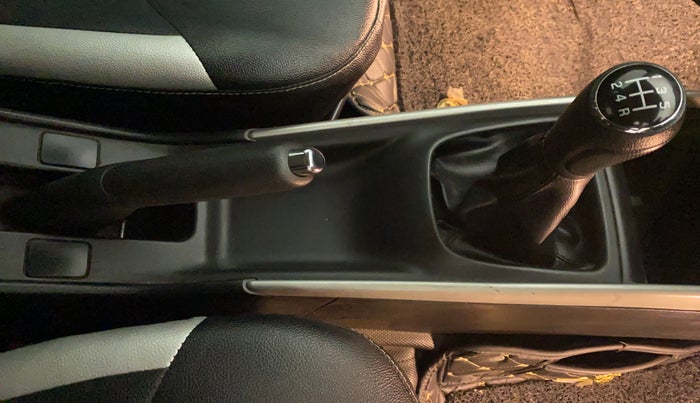 2017 Maruti Baleno ZETA PETROL 1.2, Petrol, Manual, 49,612 km, Gear Lever