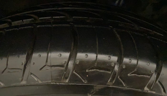 2017 Maruti Baleno ZETA PETROL 1.2, Petrol, Manual, 49,612 km, Right Rear Tyre Tread