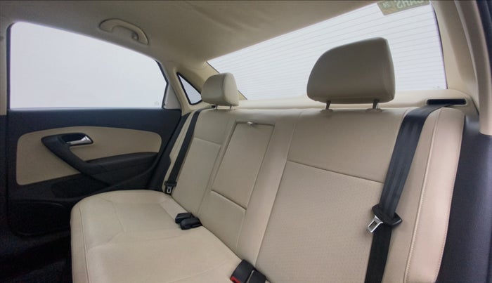 2017 Skoda Rapid STYLE 1.5 TDI AT, Diesel, Automatic, 73,195 km, Right Side Rear Door Cabin