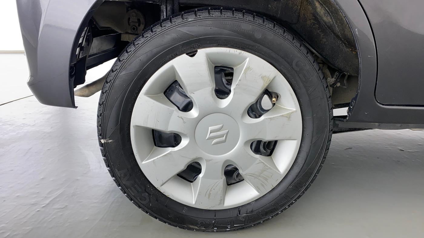 2017 Maruti Alto K10 VXI P, Petrol, Manual, 95,590 km, Right Rear Wheel