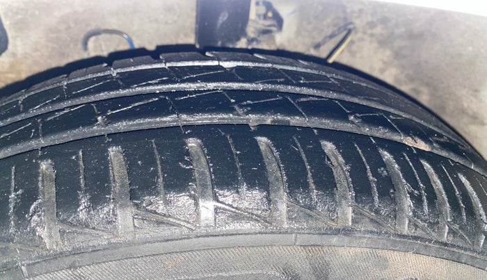 2021 Hyundai NEW SANTRO MAGNA, Petrol, Manual, 26,487 km, Left Front Tyre Tread