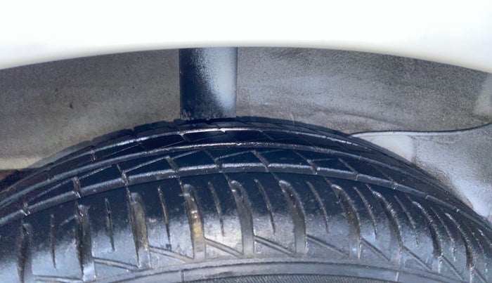 2021 Hyundai NEW SANTRO MAGNA, Petrol, Manual, 26,487 km, Right Rear Tyre Tread