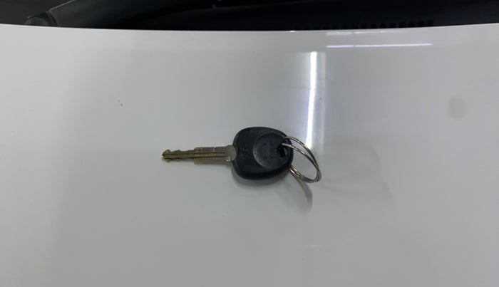 2021 Hyundai NEW SANTRO MAGNA, Petrol, Manual, 26,487 km, Key Close Up