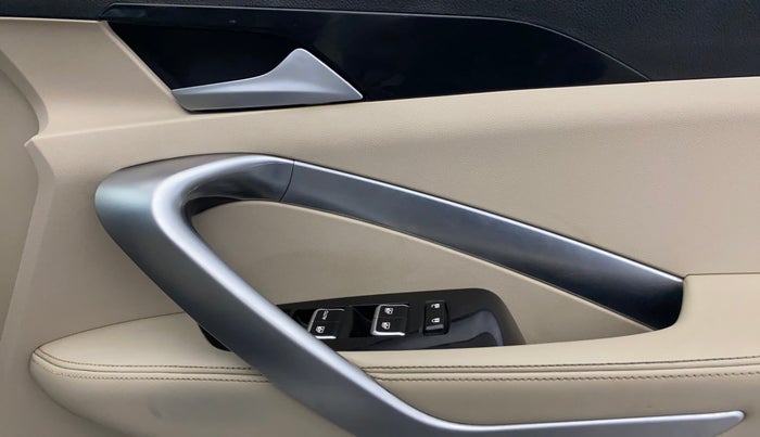 2021 MG HECTOR SHARP 2.0 DIESEL, Diesel, Manual, 84,312 km, Driver Side Door Panels Control