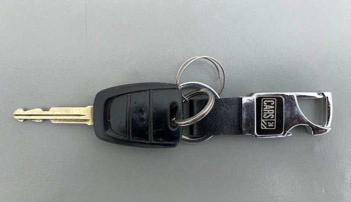 2019 Hyundai Grand i10 SPORTZ 1.2 KAPPA VTVT, Petrol, Manual, 50,375 km, Key Close Up