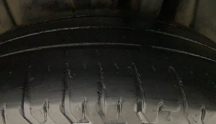 2021 Maruti XL6 ALPHA AT, Petrol, Automatic, 48,681 km, Left Rear Tyre Tread