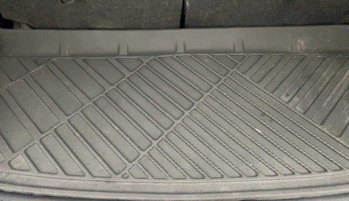 2021 Maruti XL6 ALPHA AT, Petrol, Automatic, 48,681 km, Boot Inside