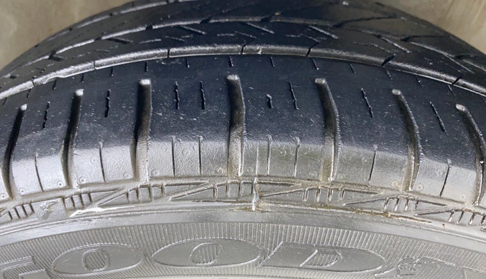 2019 Maruti Celerio VXI d, Petrol, Manual, 34,090 km, Right Front Tyre Tread