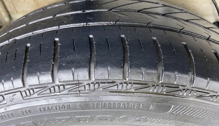 2019 Maruti Celerio VXI d, Petrol, Manual, 34,090 km, Right Rear Tyre Tread