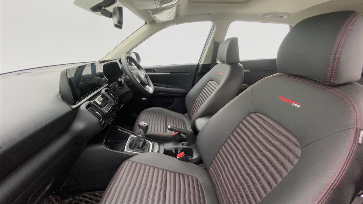 2020 KIA SONET GTX + 1.0 IMT, Petrol, Manual, 13,269 km, Right Side Front Door Cabin