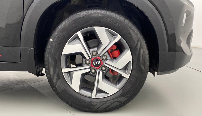2020 KIA SONET GTX + 1.0 IMT, Petrol, Manual, 13,269 km, Right Front Wheel