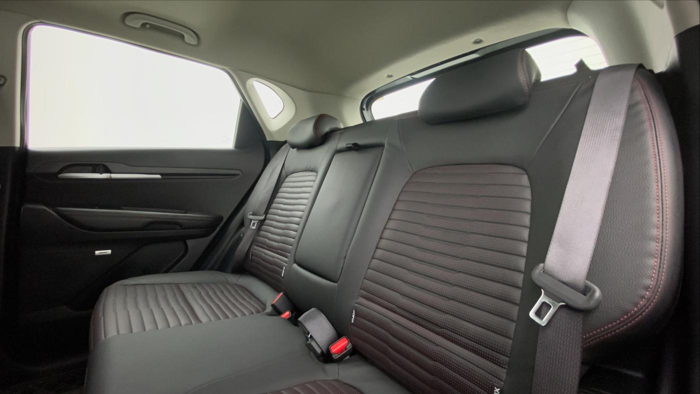 2020 KIA SONET GTX + 1.0 IMT, Petrol, Manual, 13,269 km, Right Side Rear Door Cabin