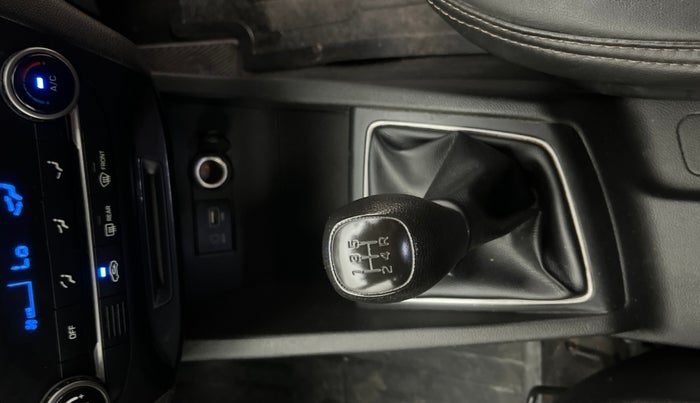 2017 Hyundai Elite i20 SPORTZ 1.2, Petrol, Manual, 62,098 km, Gear Lever