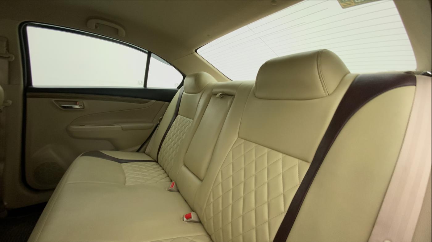 2022 Maruti Ciaz DELTA 1.5 SHVS MT PETROL, Petrol, Manual, 20,719 km, Right Side Rear Door Cabin