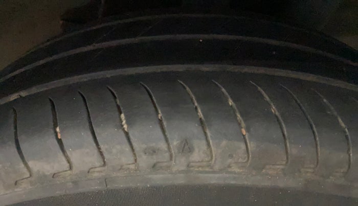 2023 Hyundai EXTER SX (O) CONNECT, Petrol, Manual, 28,030 km, Left Rear Tyre Tread