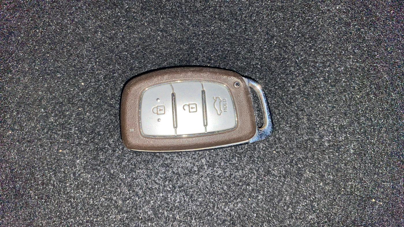 2023 Hyundai EXTER SX (O) CONNECT, Petrol, Manual, 28,030 km, Key Close Up