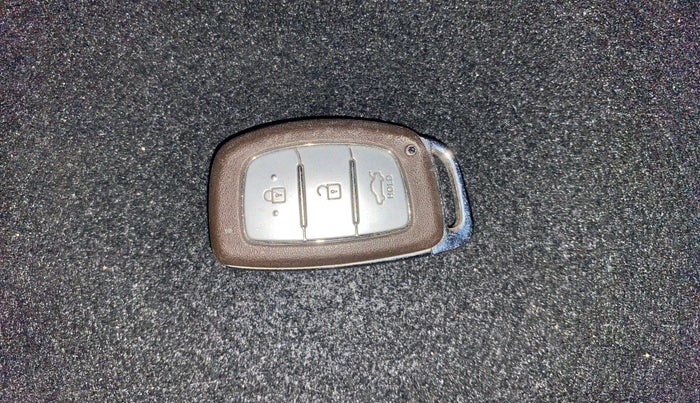 2023 Hyundai EXTER SX (O) CONNECT, Petrol, Manual, 28,030 km, Key Close Up