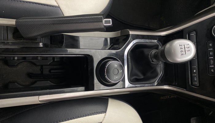 2018 Tata NEXON XZ DIESEL, Diesel, Manual, 41,691 km, Gear Lever
