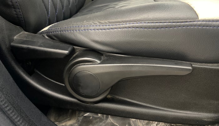 2018 Tata NEXON XZ DIESEL, Diesel, Manual, 41,691 km, Driver Side Adjustment Panel