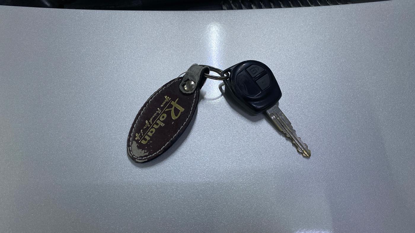 2015 Maruti Wagon R 1.0 VXI, Petrol, Manual, 49,284 km, Key Close Up