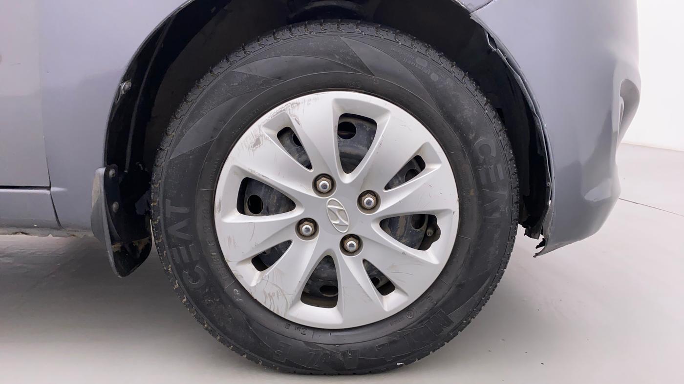 2012 Hyundai i10 SPORTZ 1.2 AT KAPPA2, Petrol, Automatic, 72,803 km, Right Front Wheel
