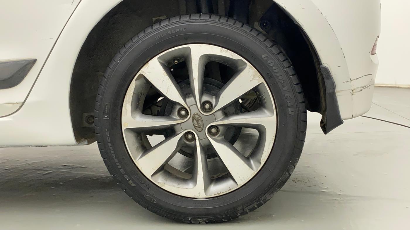 2015 Hyundai Elite i20 ASTA 1.2, Petrol, Manual, 61,410 km, Left Rear Wheel