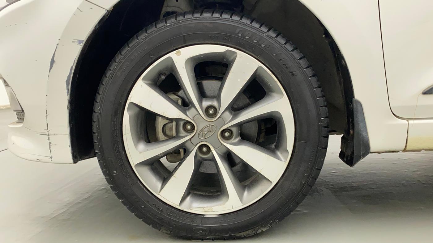 2015 Hyundai Elite i20 ASTA 1.2, Petrol, Manual, 61,410 km, Left Front Wheel