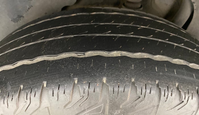 2019 Tata Harrier XZ DARK EDITION, Diesel, Manual, 36,245 km, Right Rear Tyre Tread