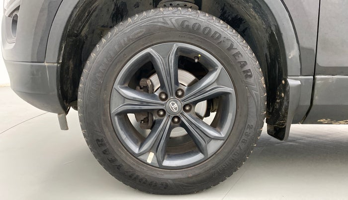 2019 Tata Harrier XZ DARK EDITION, Diesel, Manual, 36,245 km, Left Front Wheel