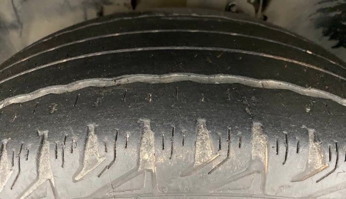 2019 Tata Harrier XZ DARK EDITION, Diesel, Manual, 36,245 km, Left Front Tyre Tread