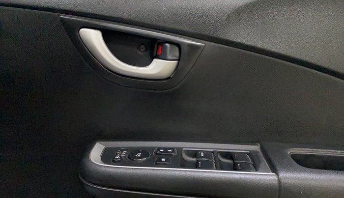 2016 Honda BR-V 1.5L I-VTEC V CVT, Petrol, Automatic, 24,619 km, Driver Side Door Panels Control