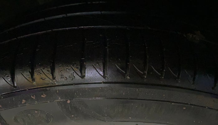 2016 Honda BR-V 1.5L I-VTEC V CVT, Petrol, Automatic, 24,619 km, Right Rear Tyre Tread