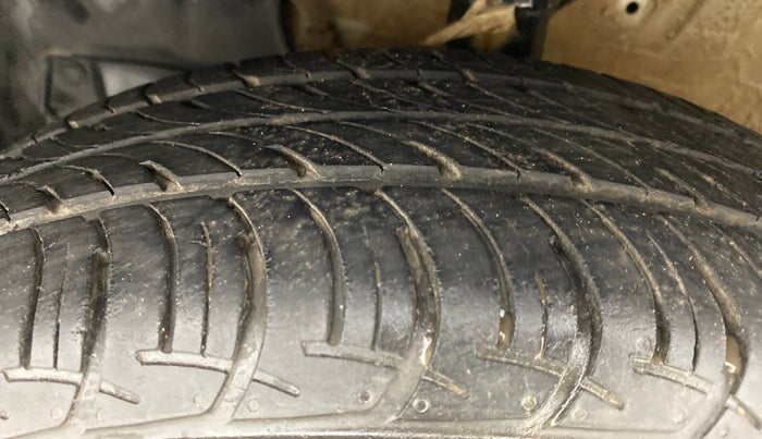 2020 Maruti New Wagon-R VXI 1.0, Petrol, Manual, 13,044 km, Left Front Tyre Tread