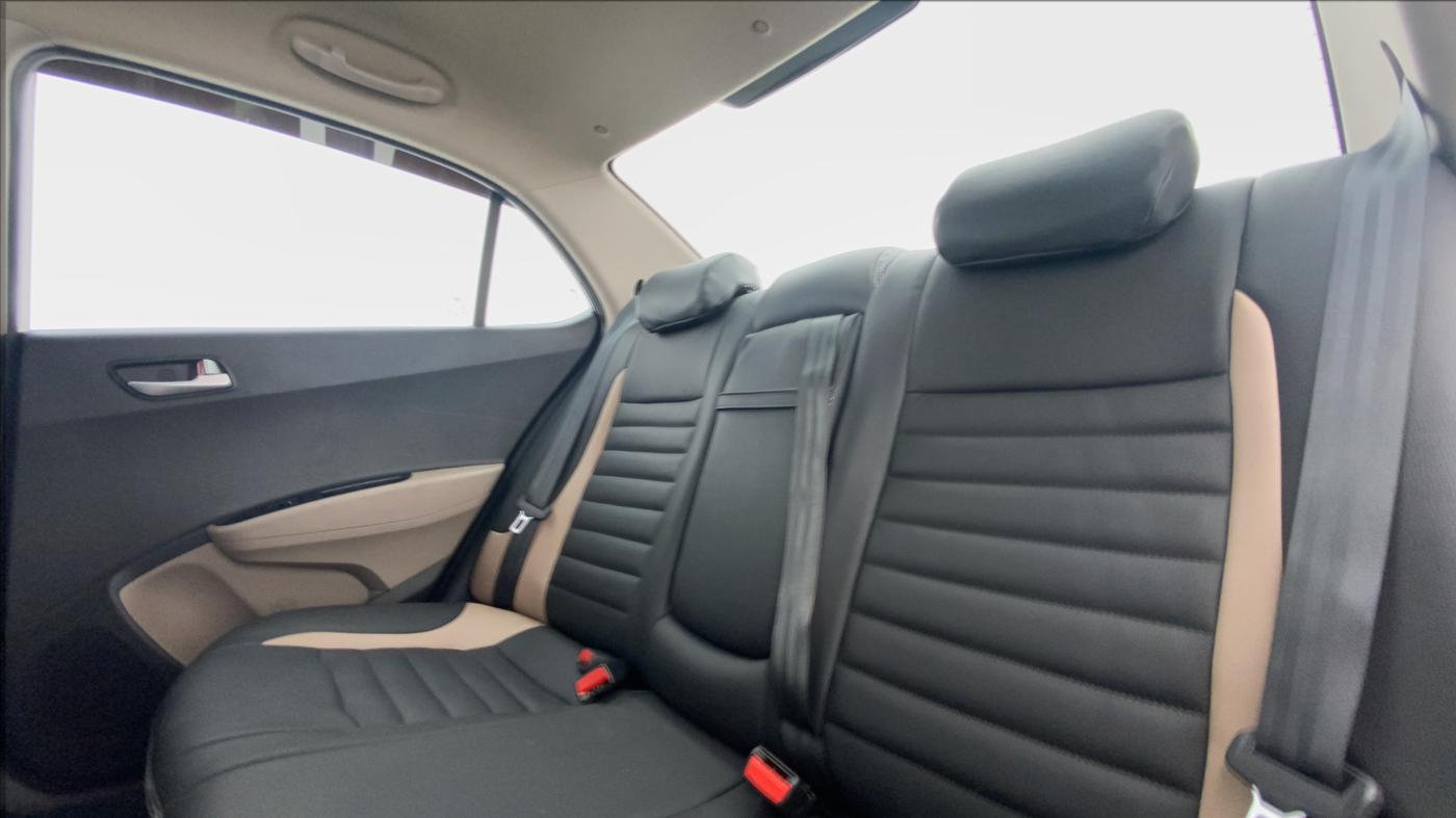 2016 Hyundai Xcent S AT 1.2, Petrol, Automatic, 25,602 km, Right Side Rear Door Cabin