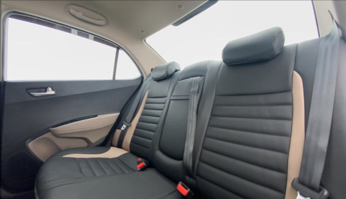 2016 Hyundai Xcent S AT 1.2, Petrol, Automatic, 25,602 km, Right Side Rear Door Cabin