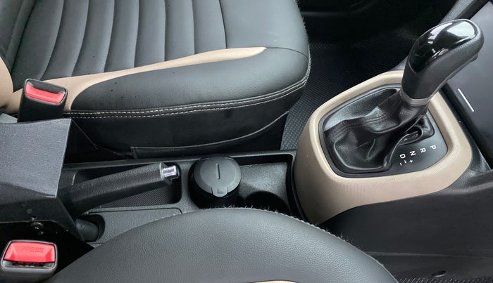 2016 Hyundai Xcent S AT 1.2, Petrol, Automatic, 25,602 km, Gear Lever