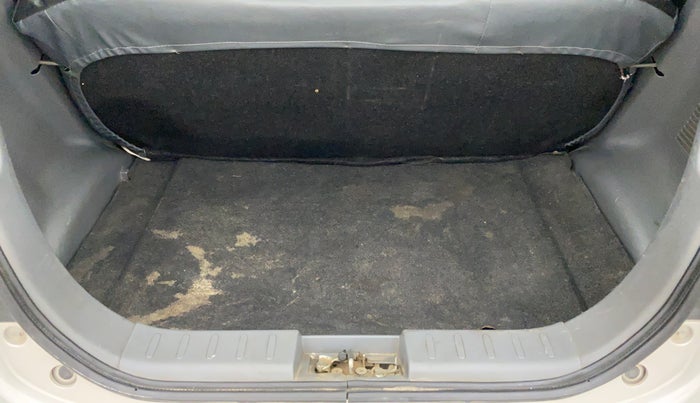 2013 Maruti Alto 800 LXI, Petrol, Manual, 32,212 km, Boot Inside