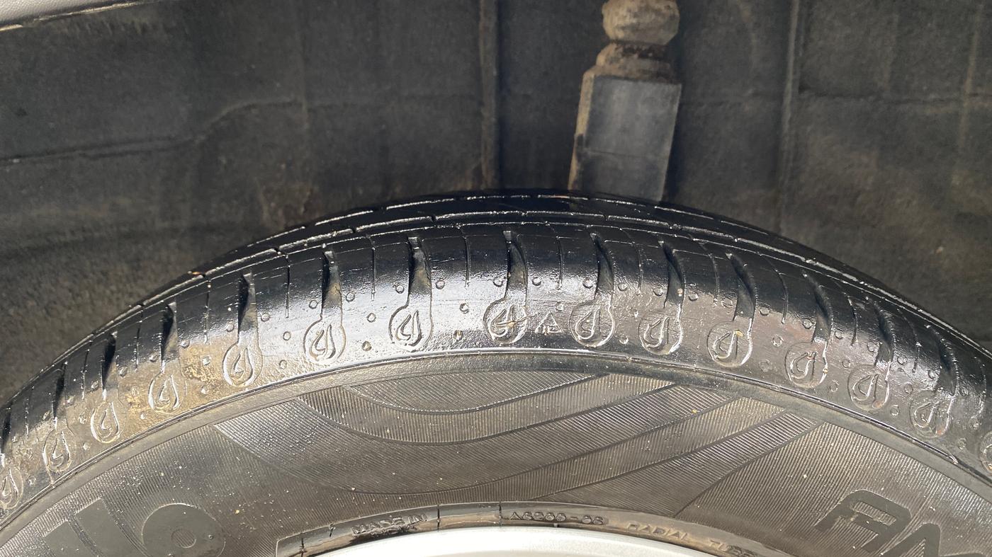 2020 Renault Kwid RXT 0.8, Petrol, Manual, 25,067 km, Left Rear Tyre Tread