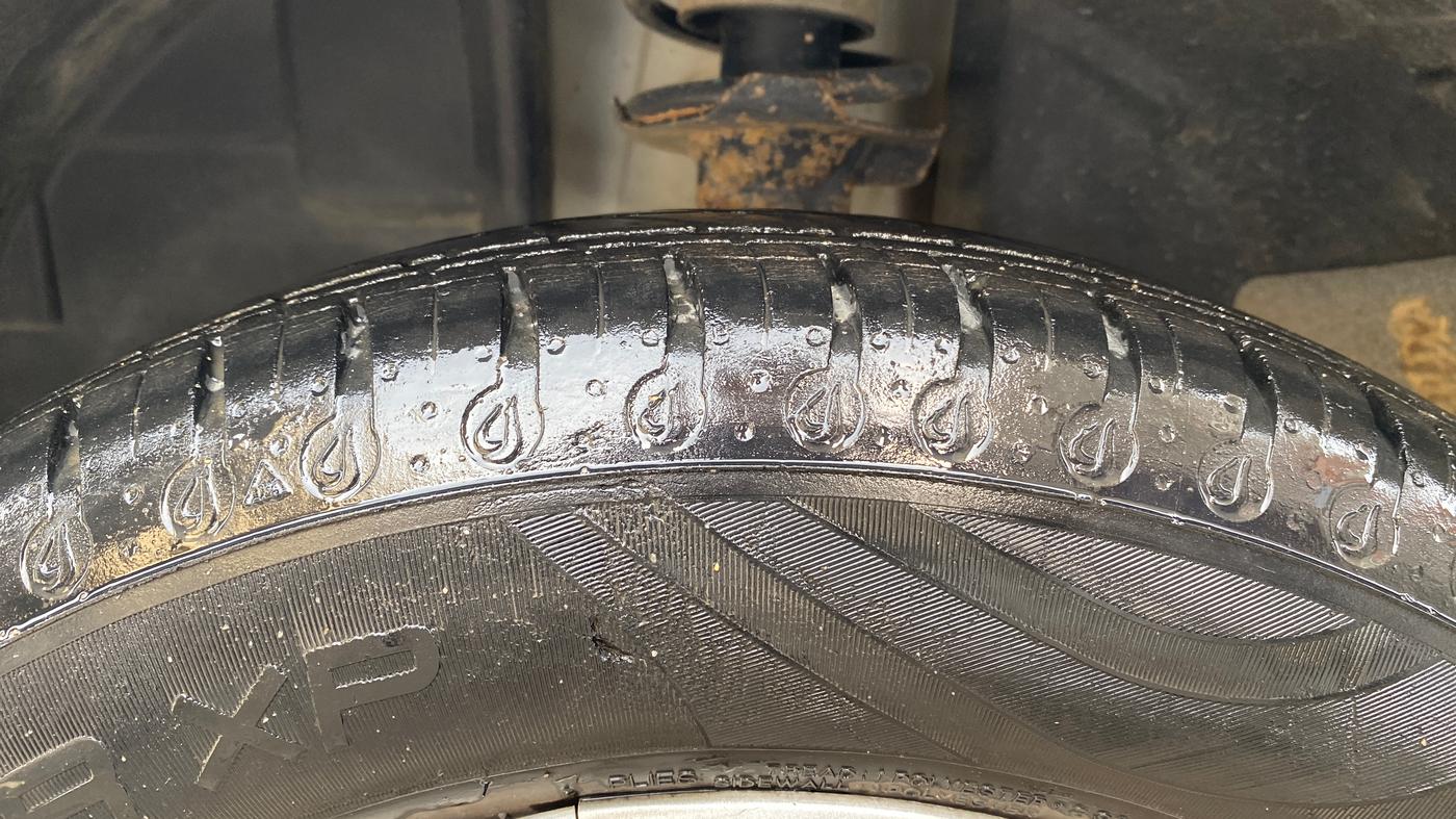 2020 Renault Kwid RXT 0.8, Petrol, Manual, 25,067 km, Left Front Tyre Tread