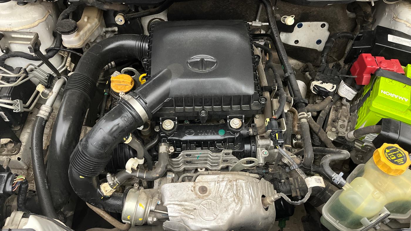2021 Tata NEXON XZA PLUS PETROL, Petrol, Automatic, 32,274 km, Engine View