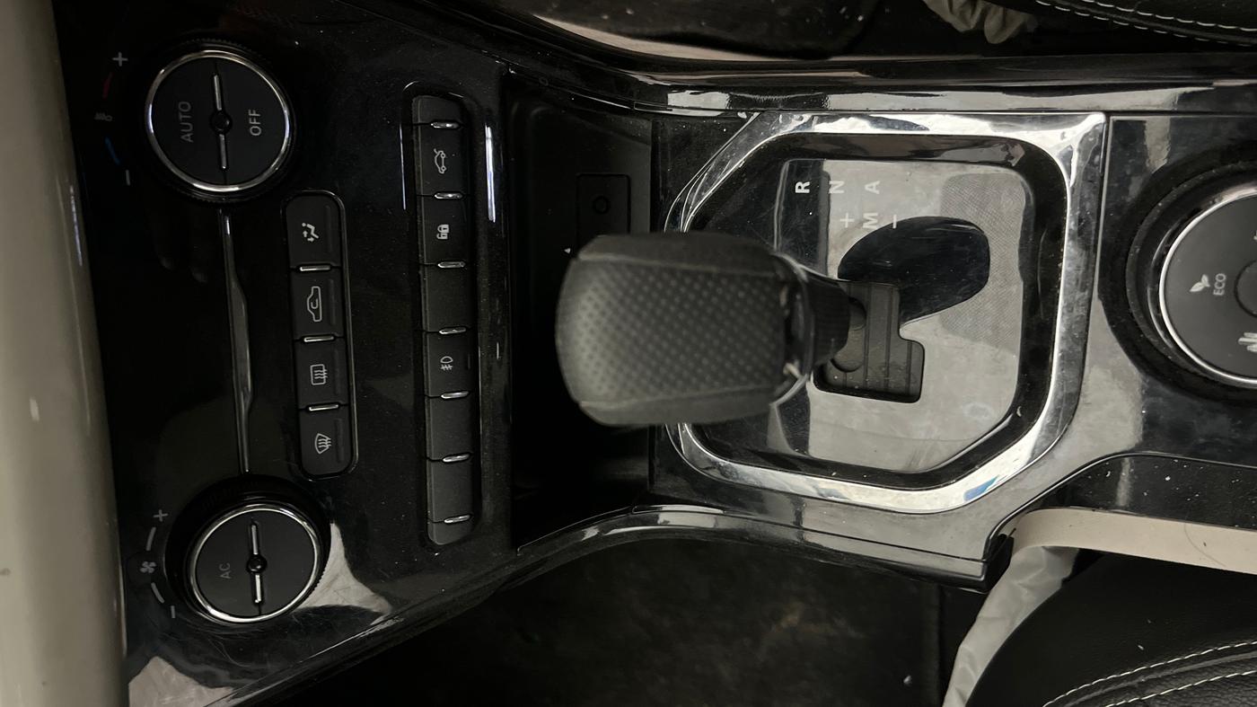 2021 Tata NEXON XZA PLUS PETROL, Petrol, Automatic, 32,274 km, Gear Lever