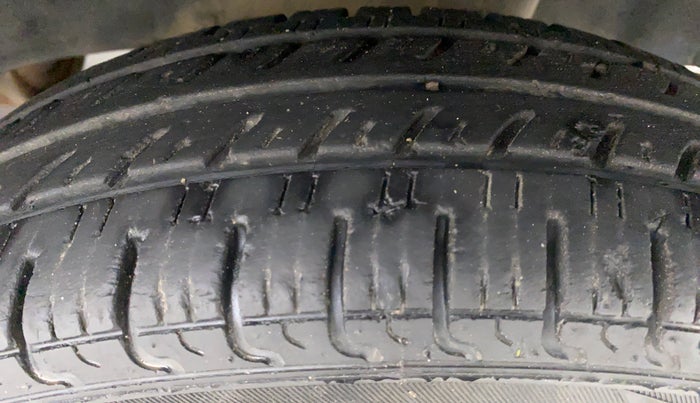 2019 Renault Kwid RXT 1.0 EASY-R AT OPTION, Petrol, Automatic, 18,781 km, Left Rear Tyre Tread