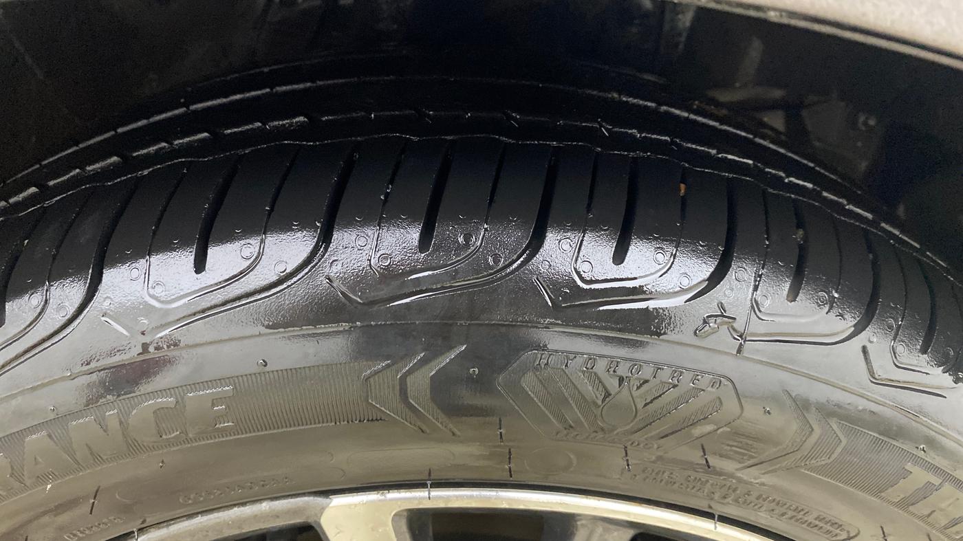 2021 Honda City 1.5L I-VTEC ZX CVT, Petrol, Automatic, 1,05,549 km, Right Front Tyre Tread